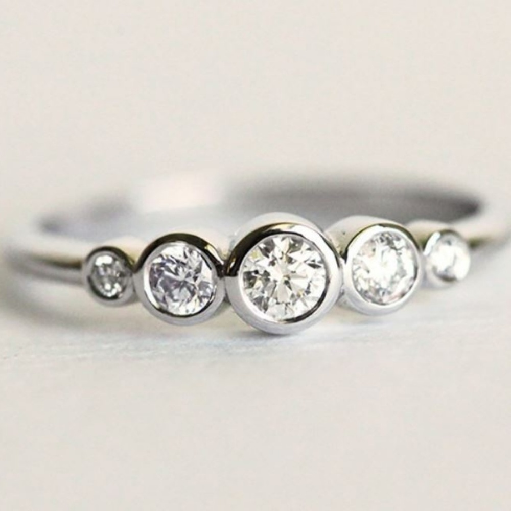 Only 2 LEFT! 5 Stone Silver and Zircon Dainty Ring - Picture 2 of 4